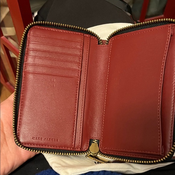 Marc Jacobs Burgundy Leather Wallet with Gold Accents - Picture 3 of 3
